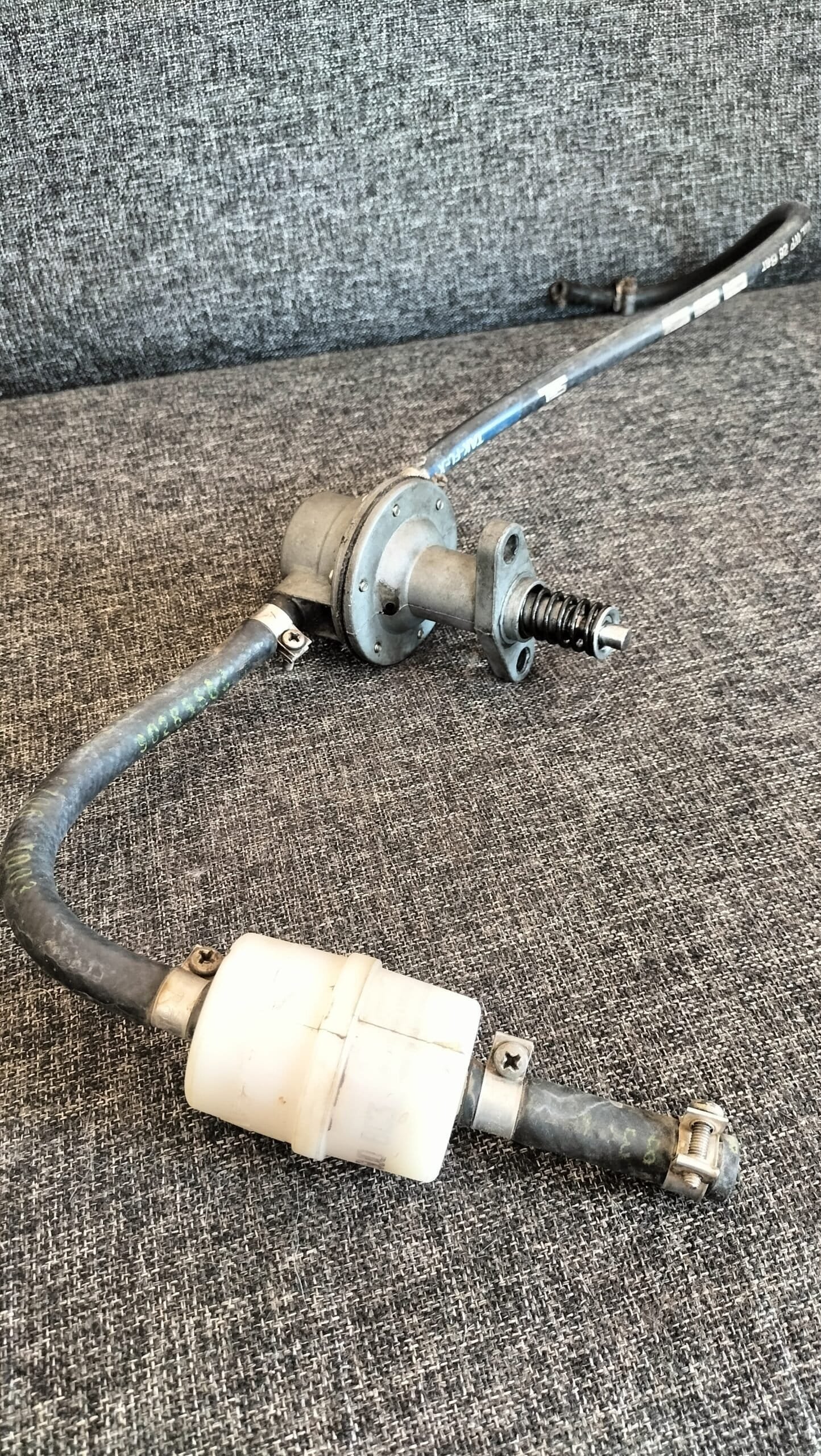 Opel kadett fuel pump