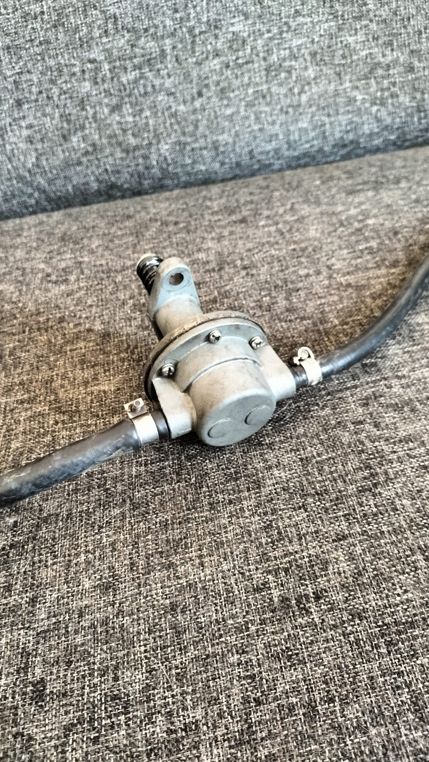 Opel kadett fuel pump