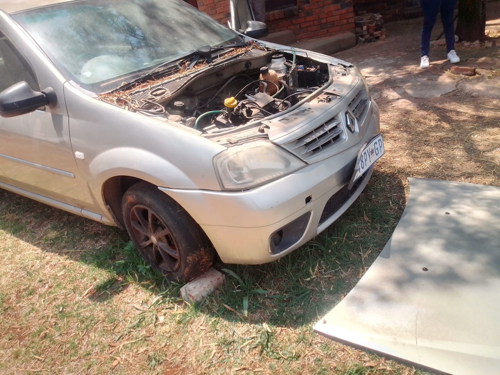 Renault Logan spares