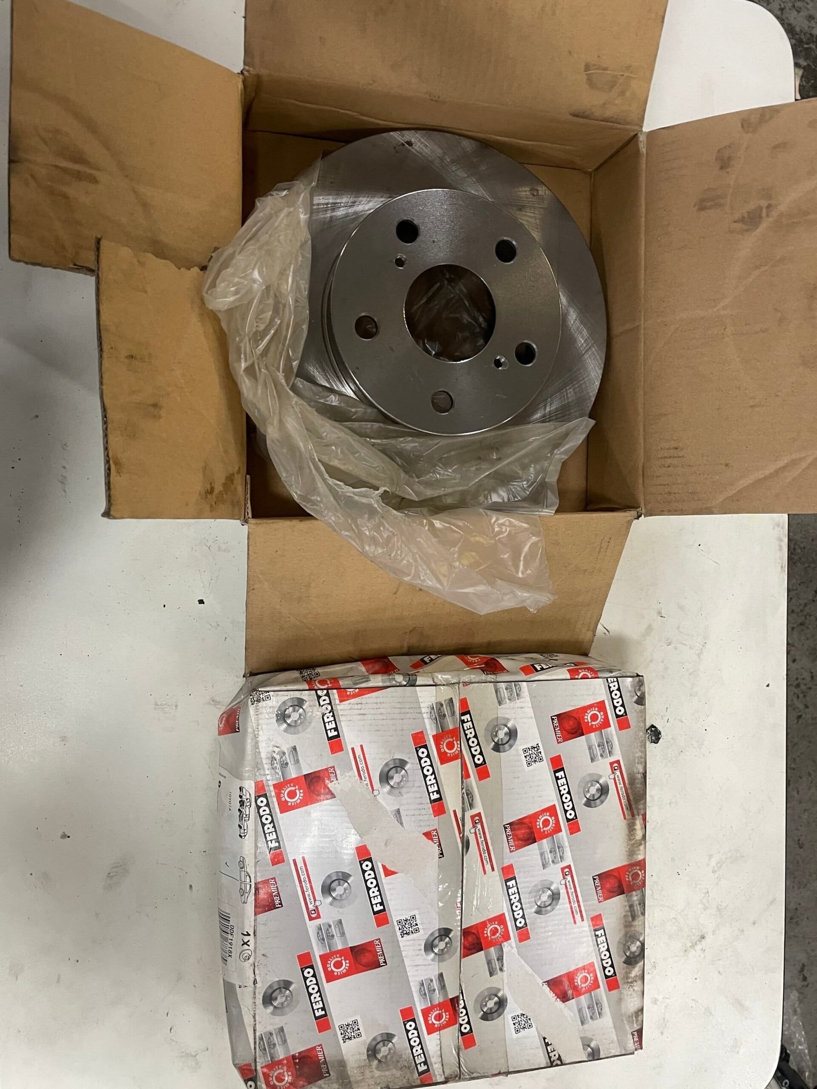 Brake Disc Vented Front Toyota Hilux Raider 4X2