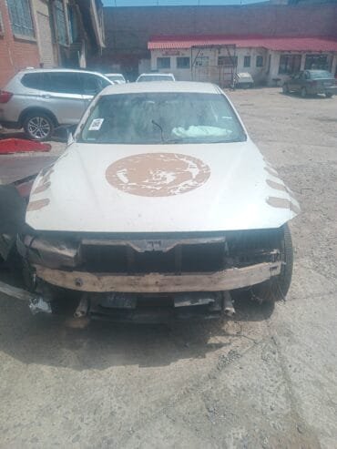 BMW f30 320i manual 2014 stripping for spares