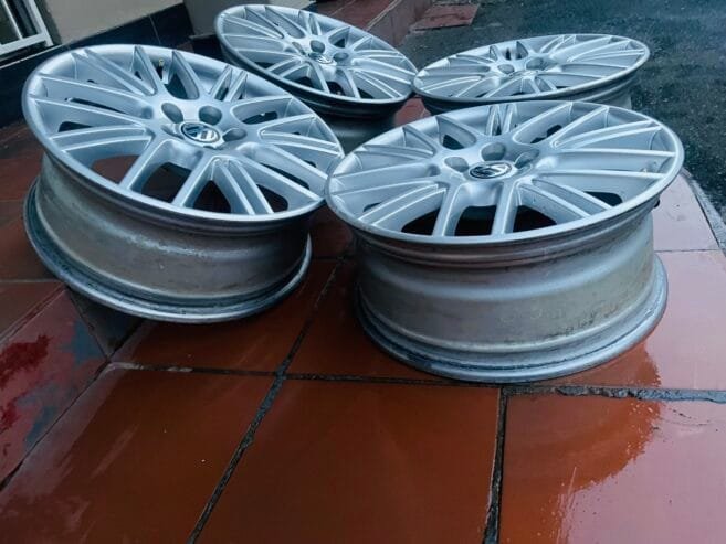 17 inch VW Exors Rims / Mags