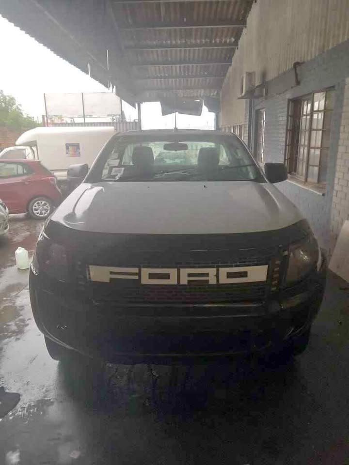 Stripping !!! 2015 Ford Ranger 2.2 For Parts