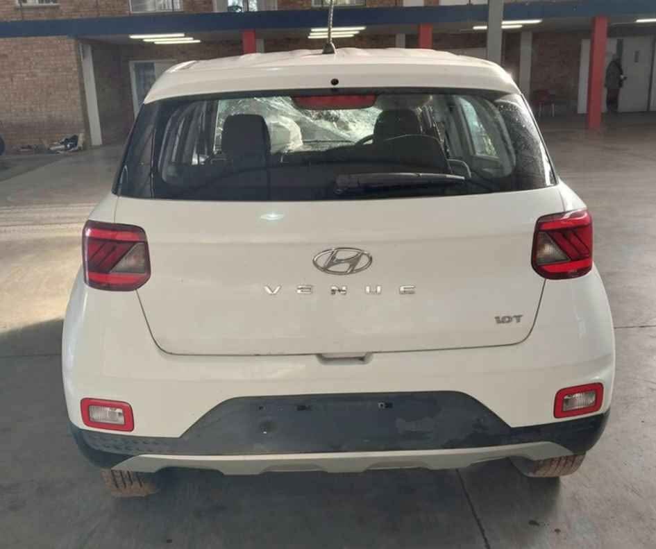 Stripping !!! 2020 Hyundai Venue 1.0 For Parts & Spares