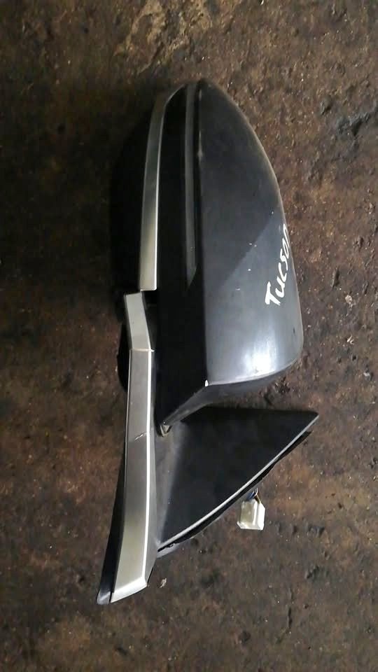 HYUNDIA TUCSON RIGHT MIRROR