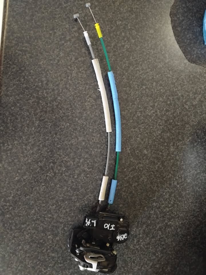 2016 HYUNDIA I10 LEFT REAR DOOR LOCK