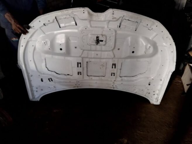Renault Megane 4 Bonnet