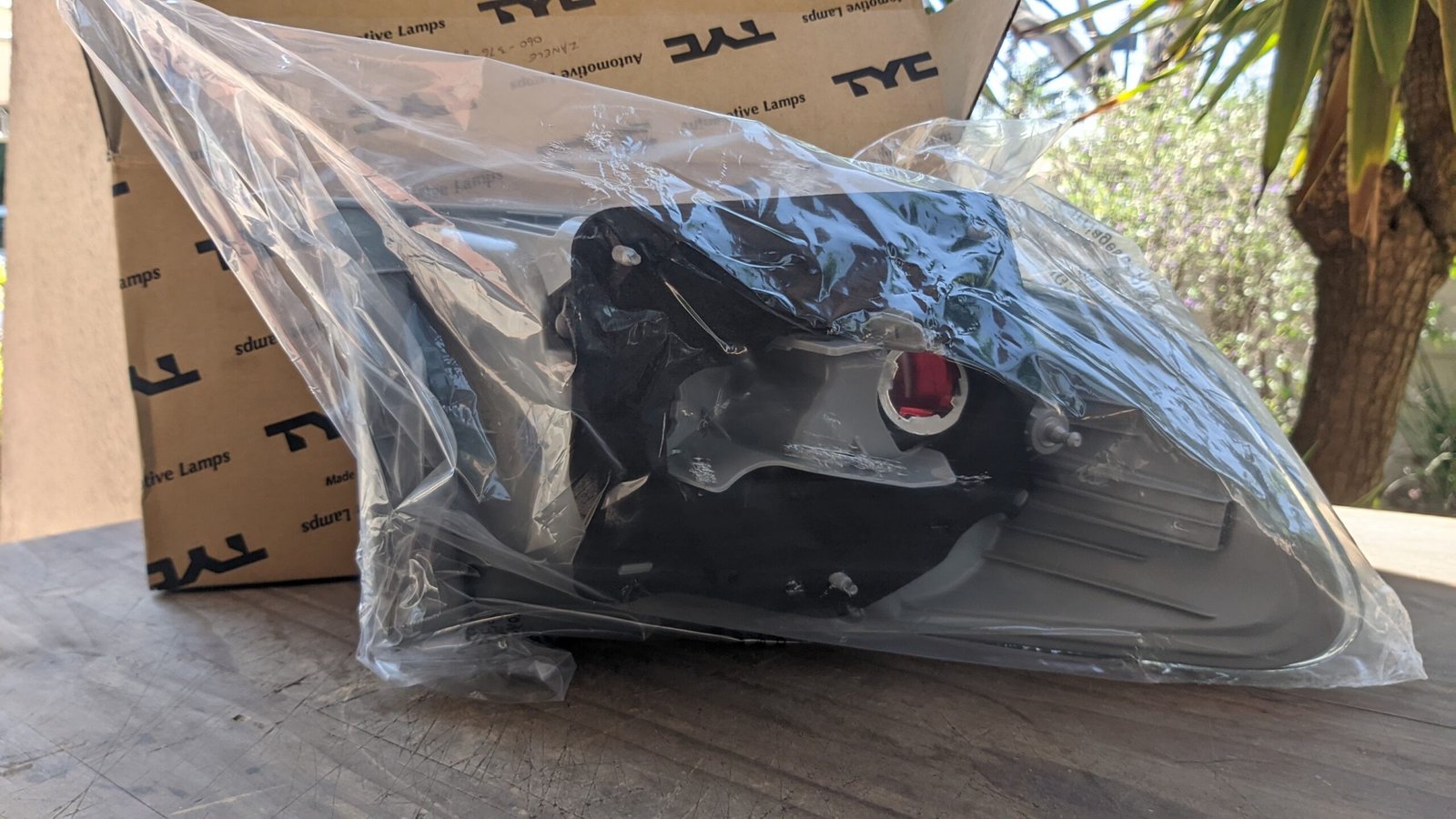 Toyota Corolla Quest right side tail light