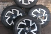 205/60/R16 Nissan Mag Rims and Tyres for Sale