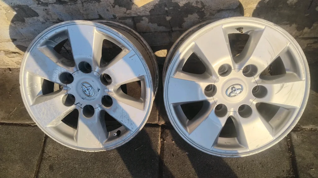 TOYOTA HILLUX MAG RIMS FOR SALE
