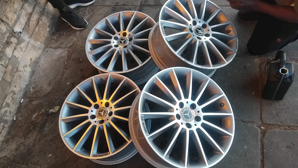 Set of Mercedes-Benz mag rims for sale