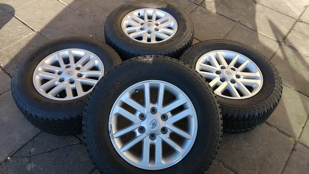 Set of Toyota Hillux Mag Rims And Tyres