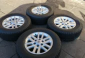 Set of Toyota Hillux Mag Rims And Tyres