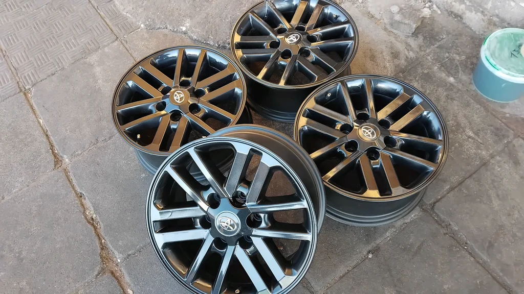Toyota Hillux Mag Rims For Sale 17inches