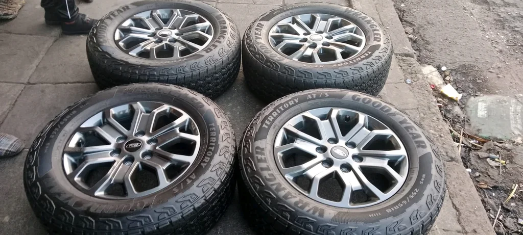 FORD RANGER MAG RIMS AND TYRES 18 Inch