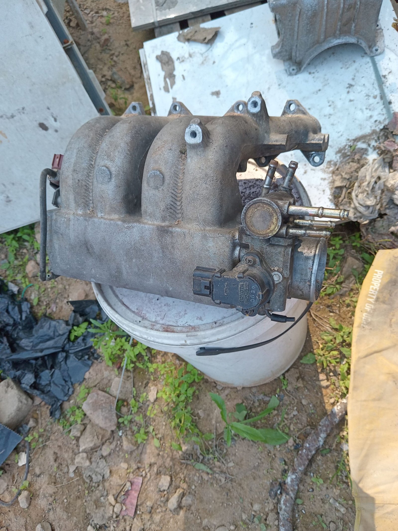 Twincam 16 valve intake