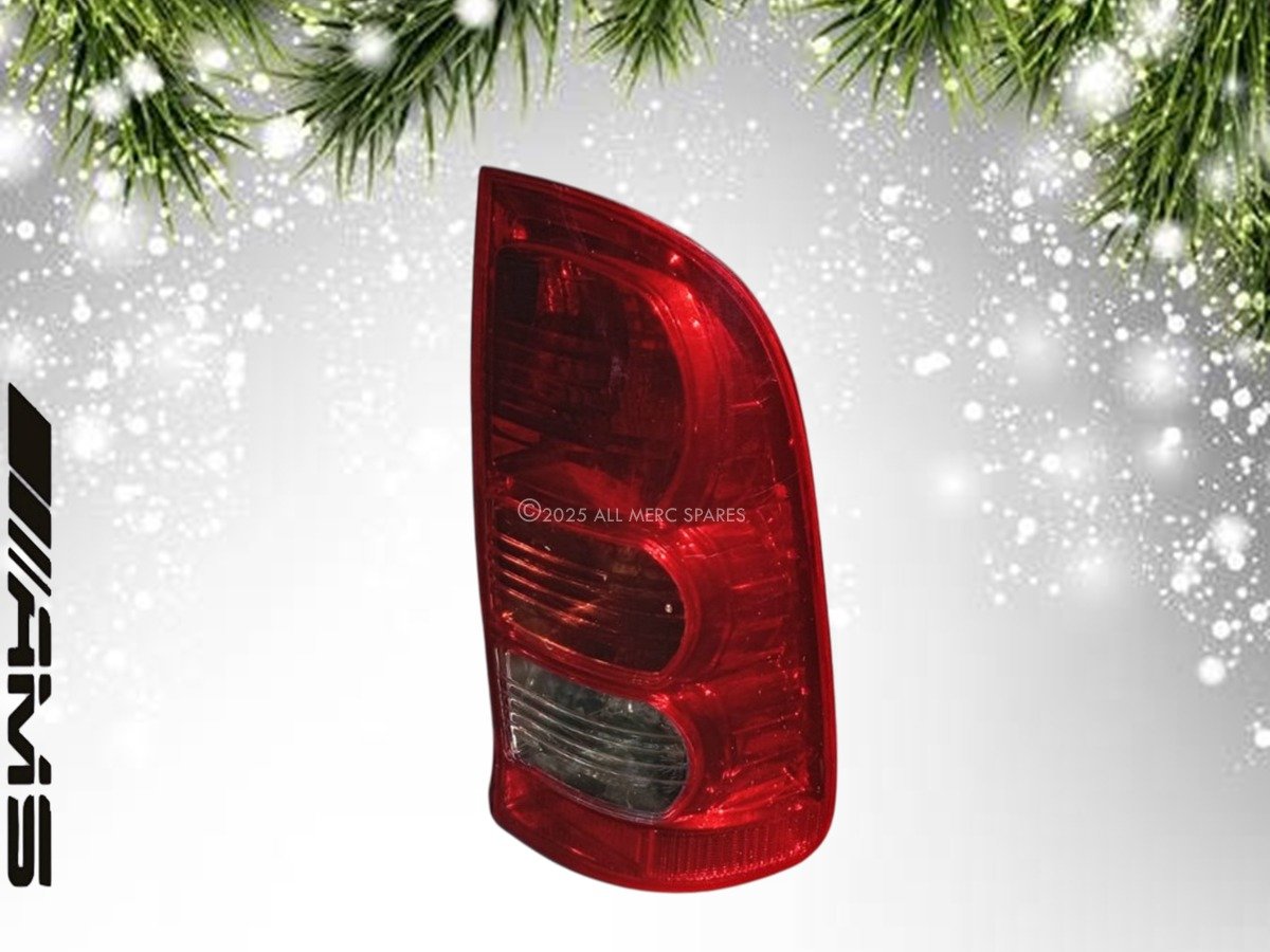 USED TOYOTA HILUX TAILLIGHTS – 2006 MODEL