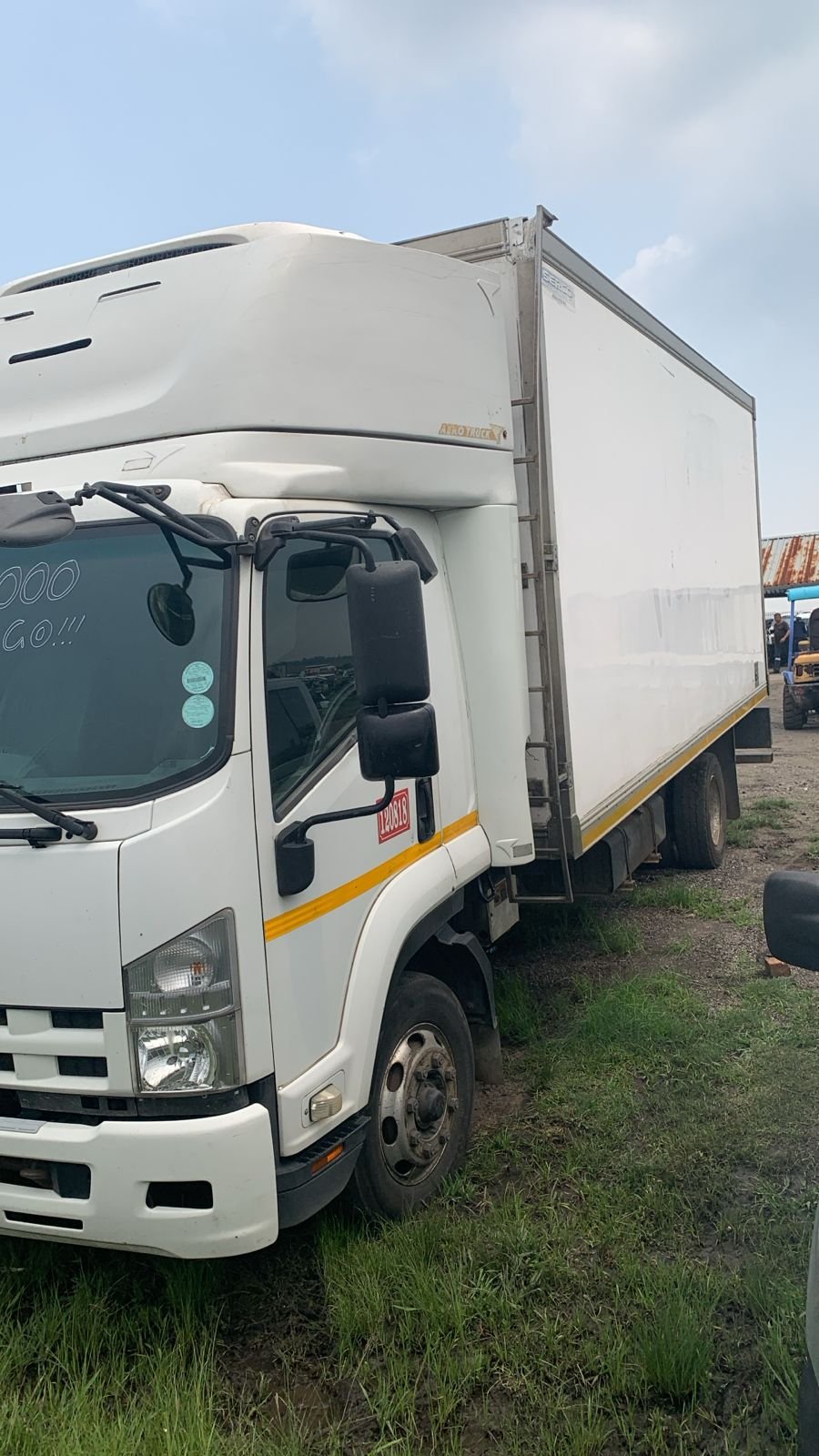 2016 Isuzu F Series Truck for sale