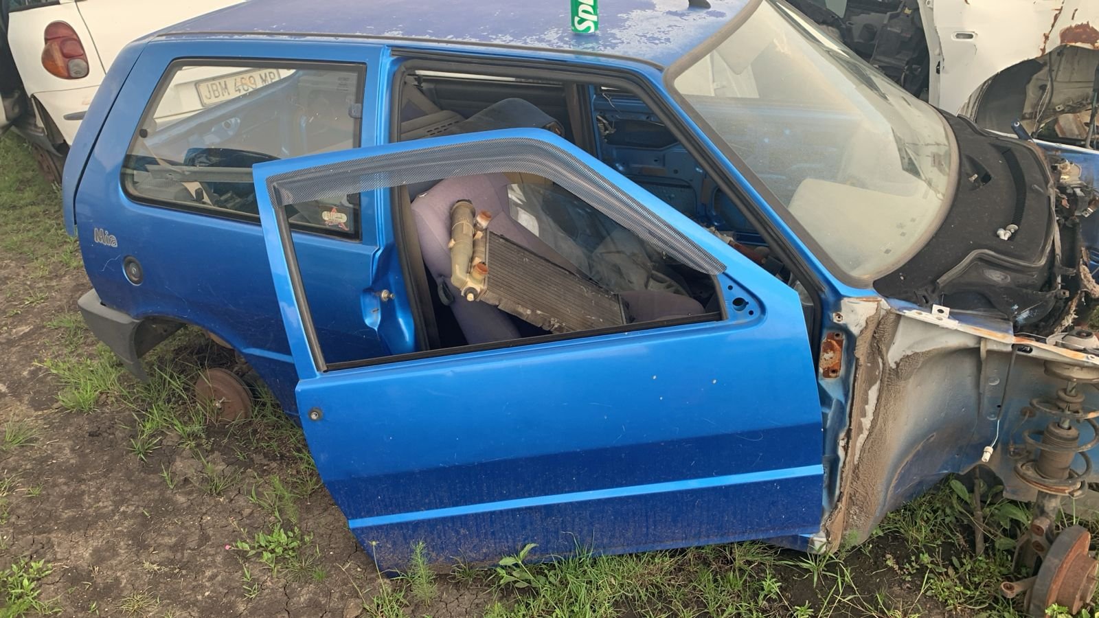 Fiat Uno 2 door and 4 door