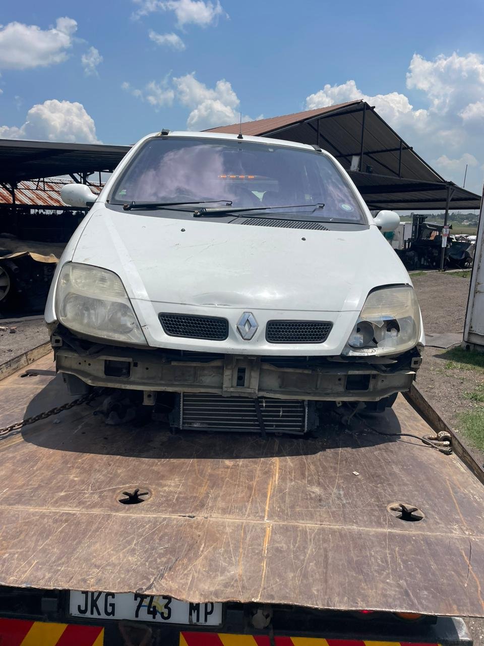 Renault Scenic spares and parts