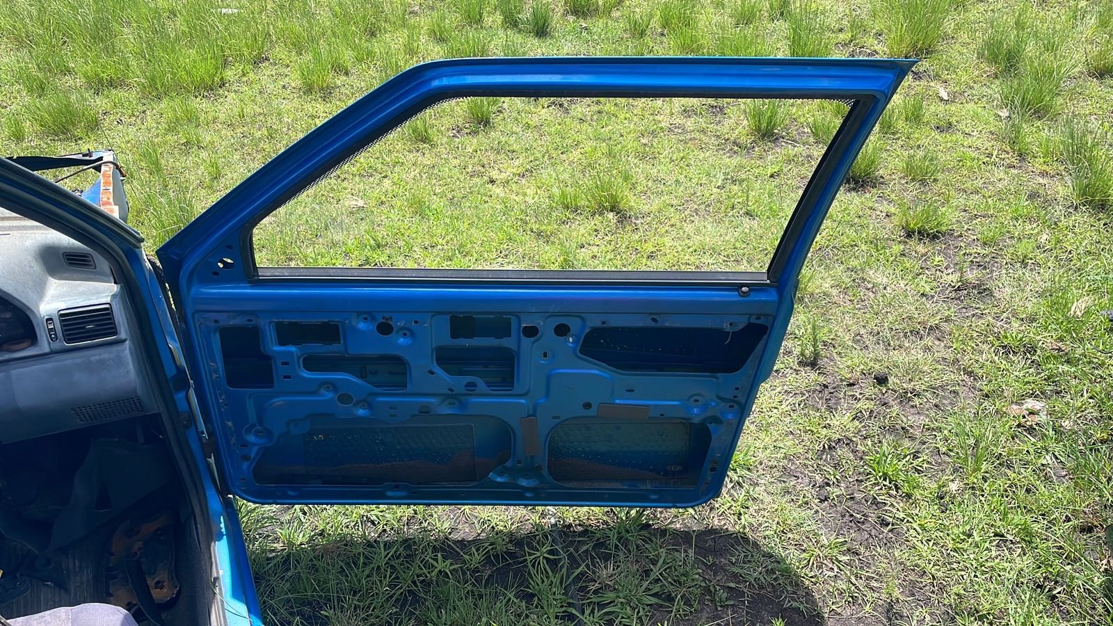 Fiat UNO body parts available