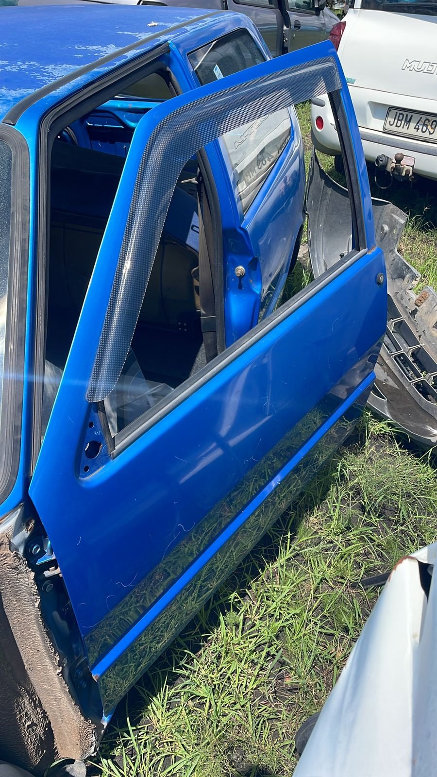 Fiat UNO body parts available