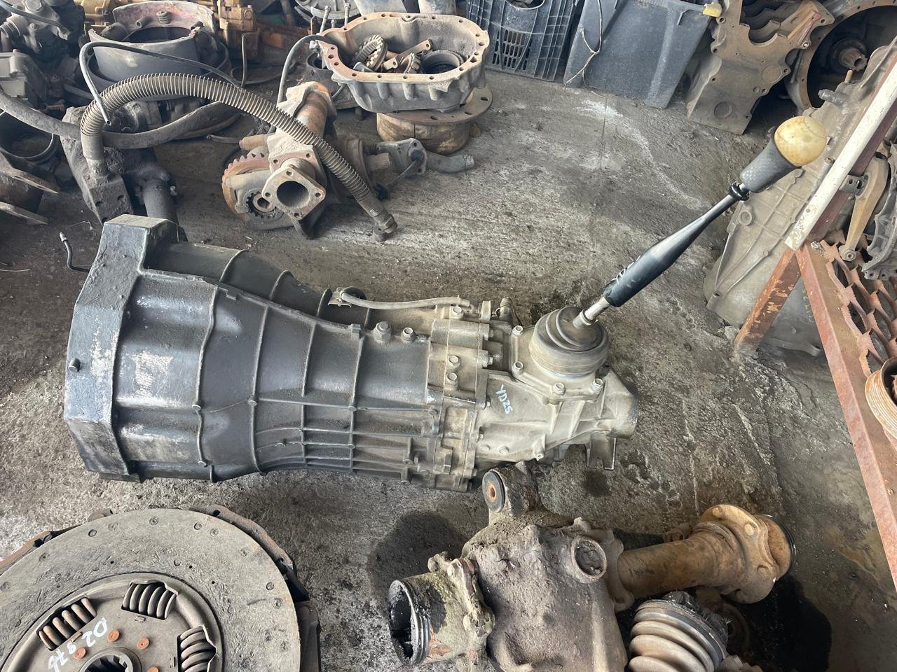 Nissan YD25 2X4 Manual gearbox