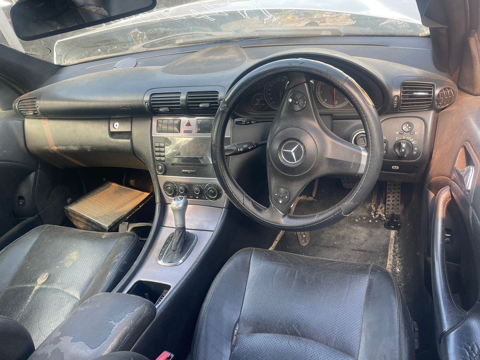 Mercedes W203 Stripping for parts