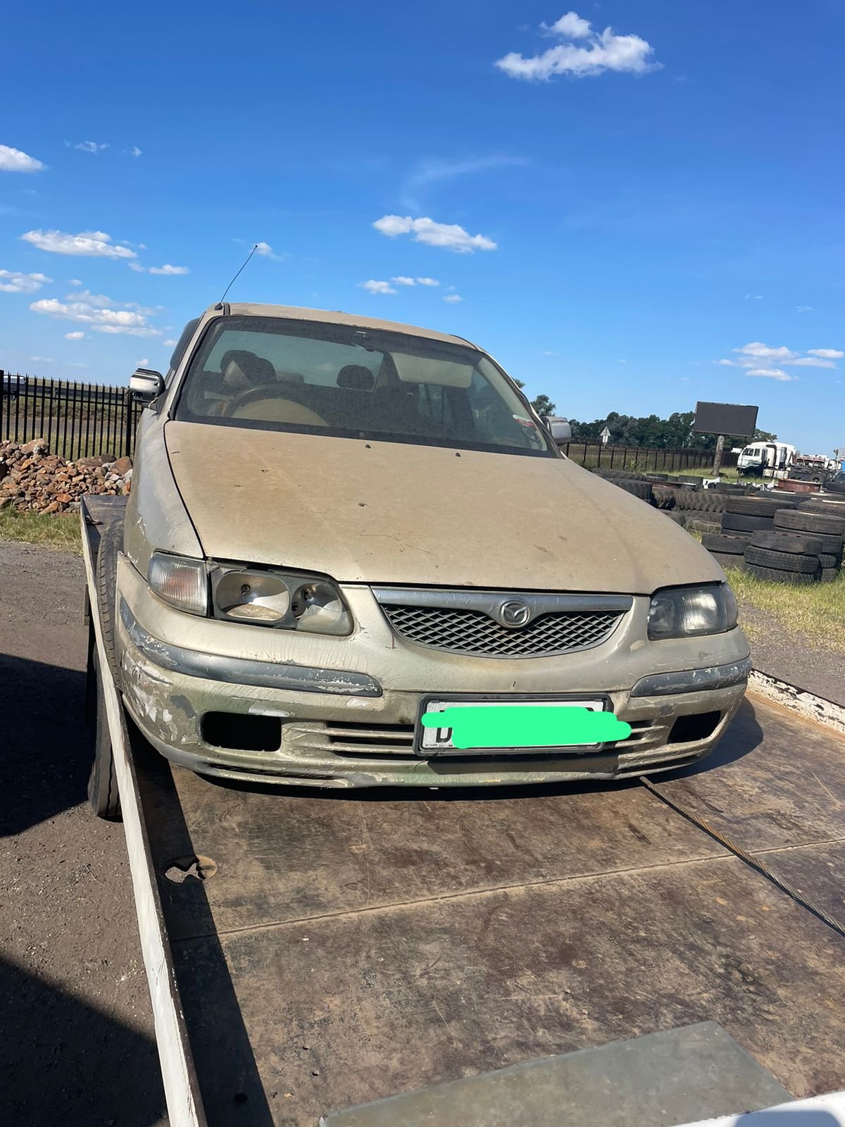 Mazda 626 stripping for spares and parts