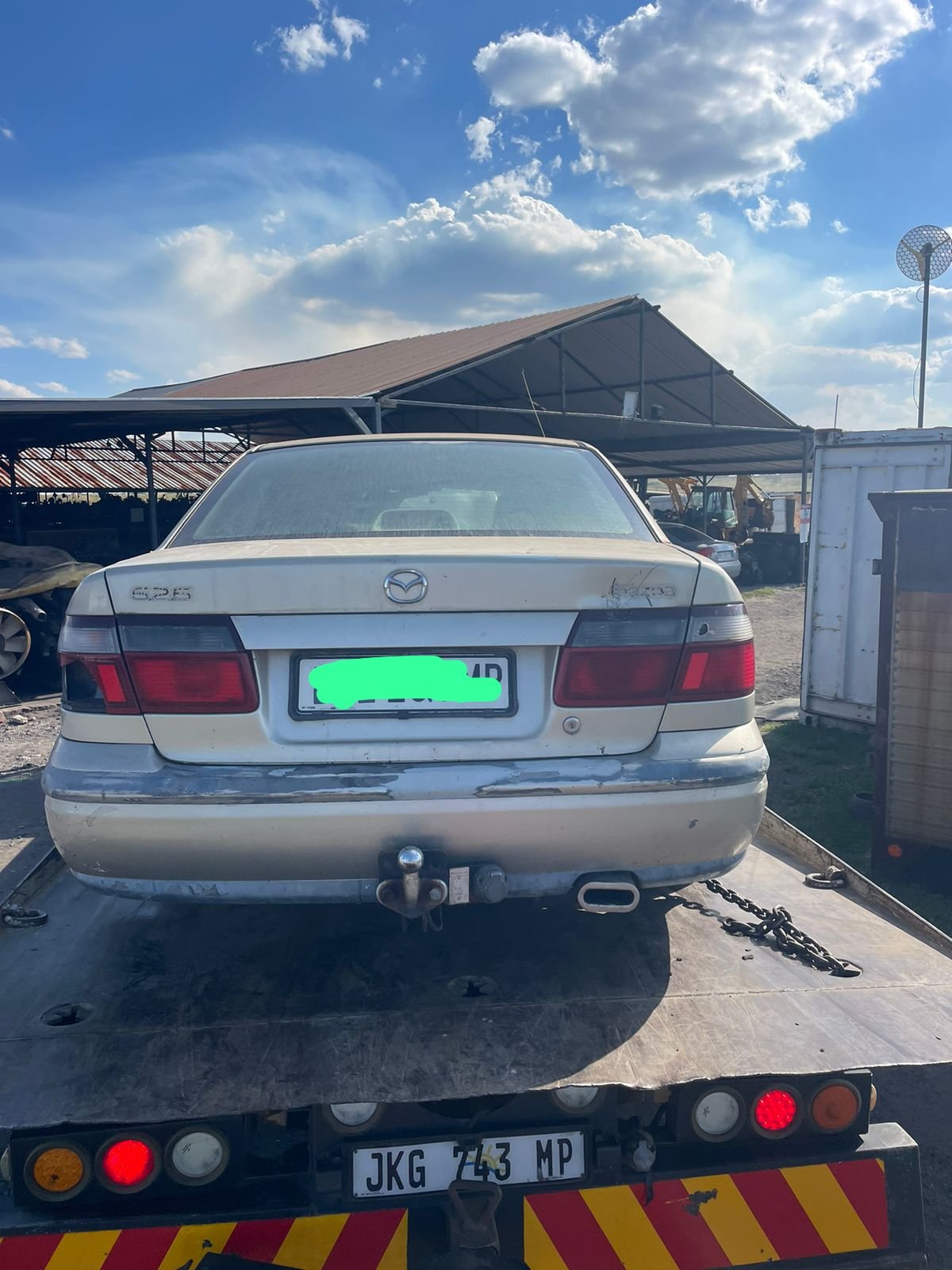 Mazda 626 stripping for spares and parts