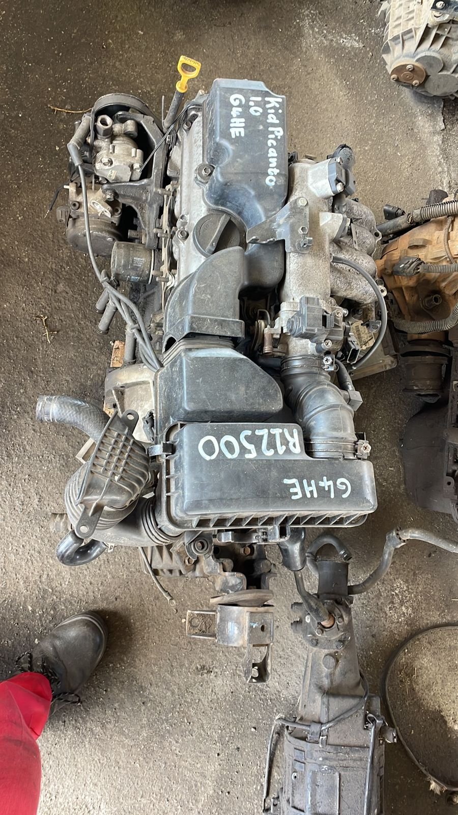 Kia Picanto complete G4HE engine available
