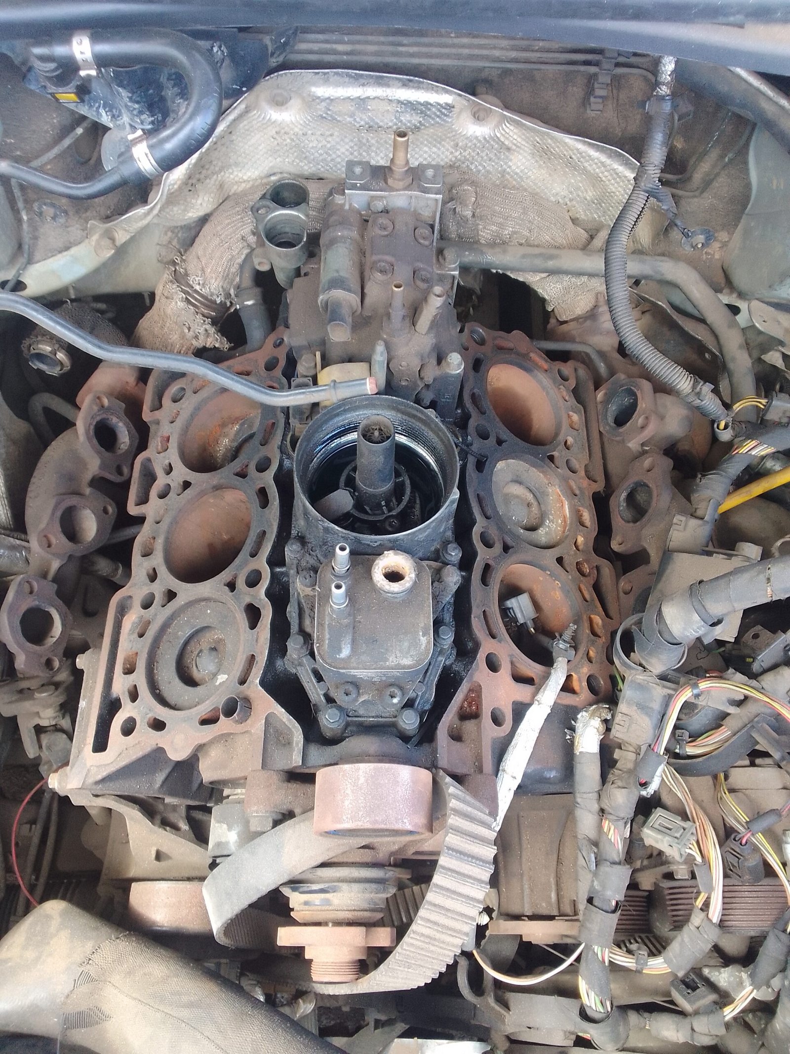 2009 Discovery 3 2.7 TDV6 stripping for spares