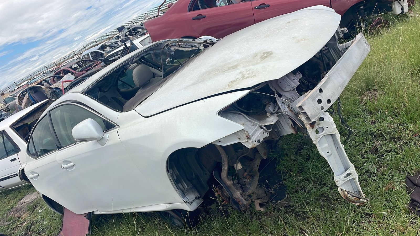 Lexus IS250 stripping for spares and parts