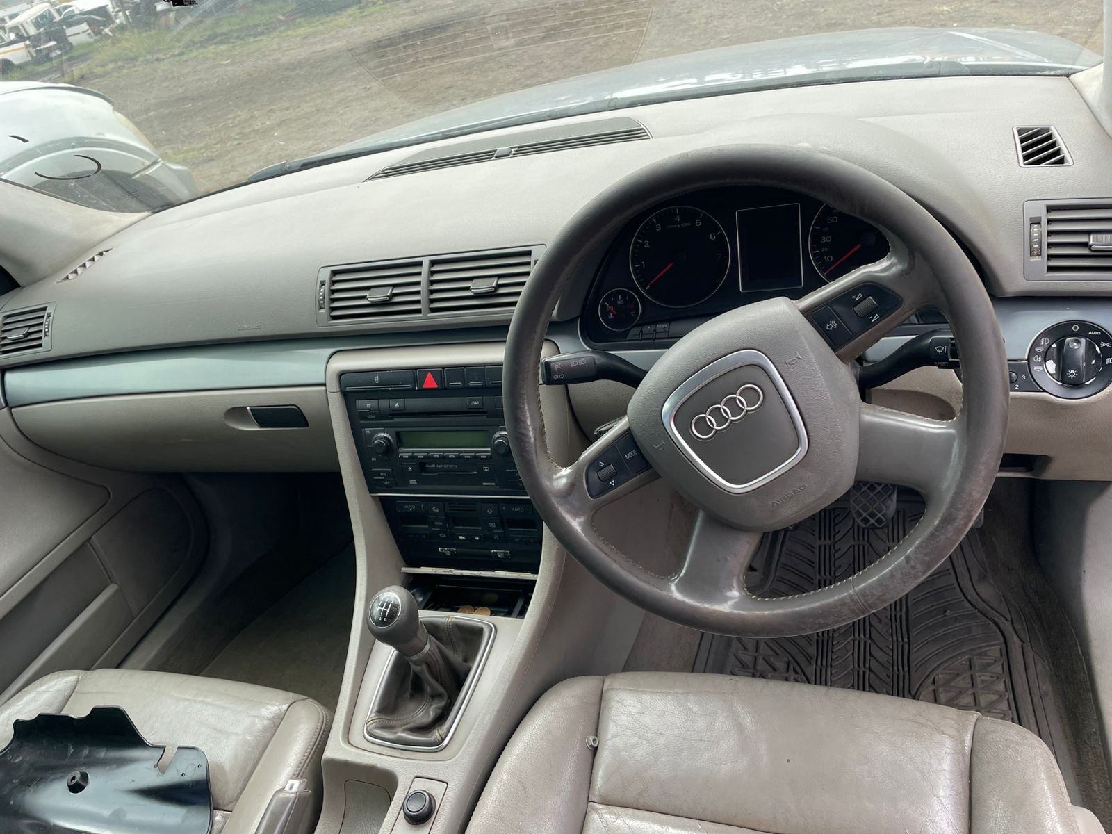 Audi A4 1.8T B7 stripping for parts