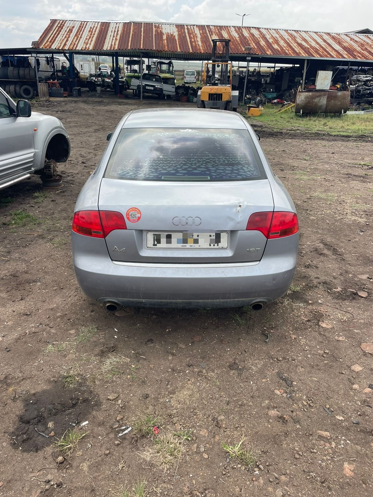 Audi A4 1.8T B7 stripping for parts