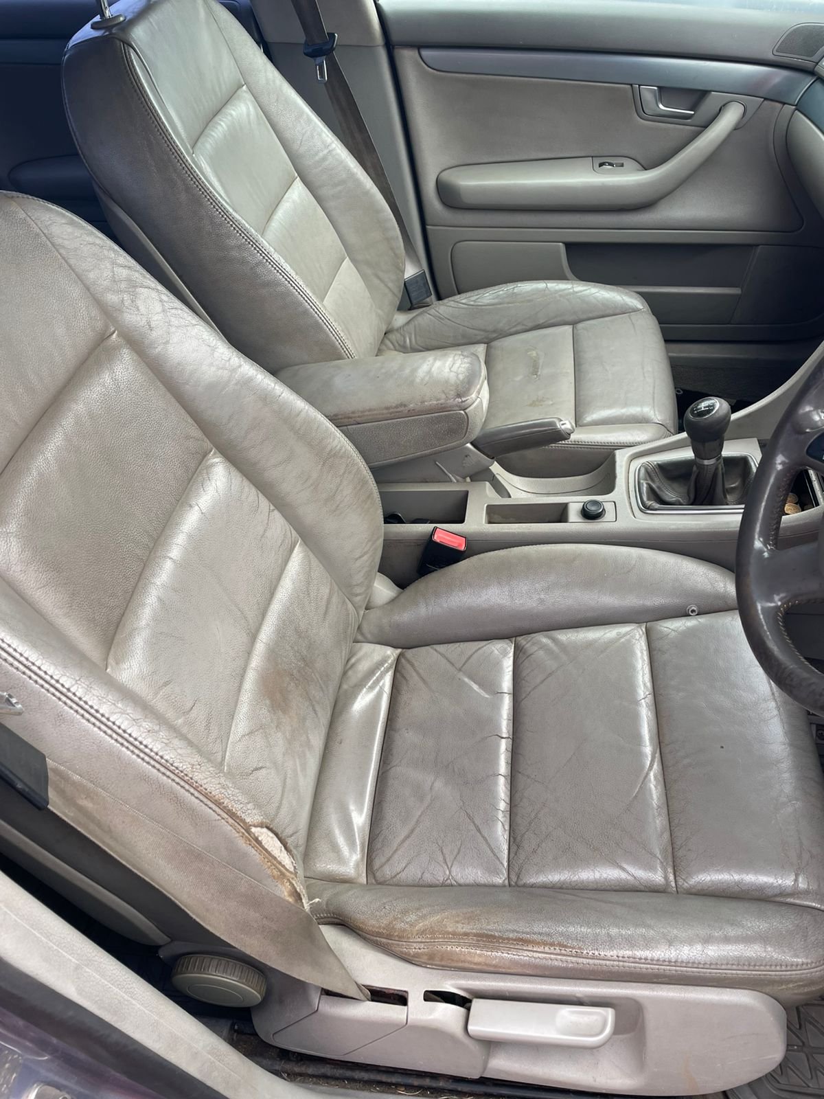 Audi A4 1.8T B7 stripping for parts