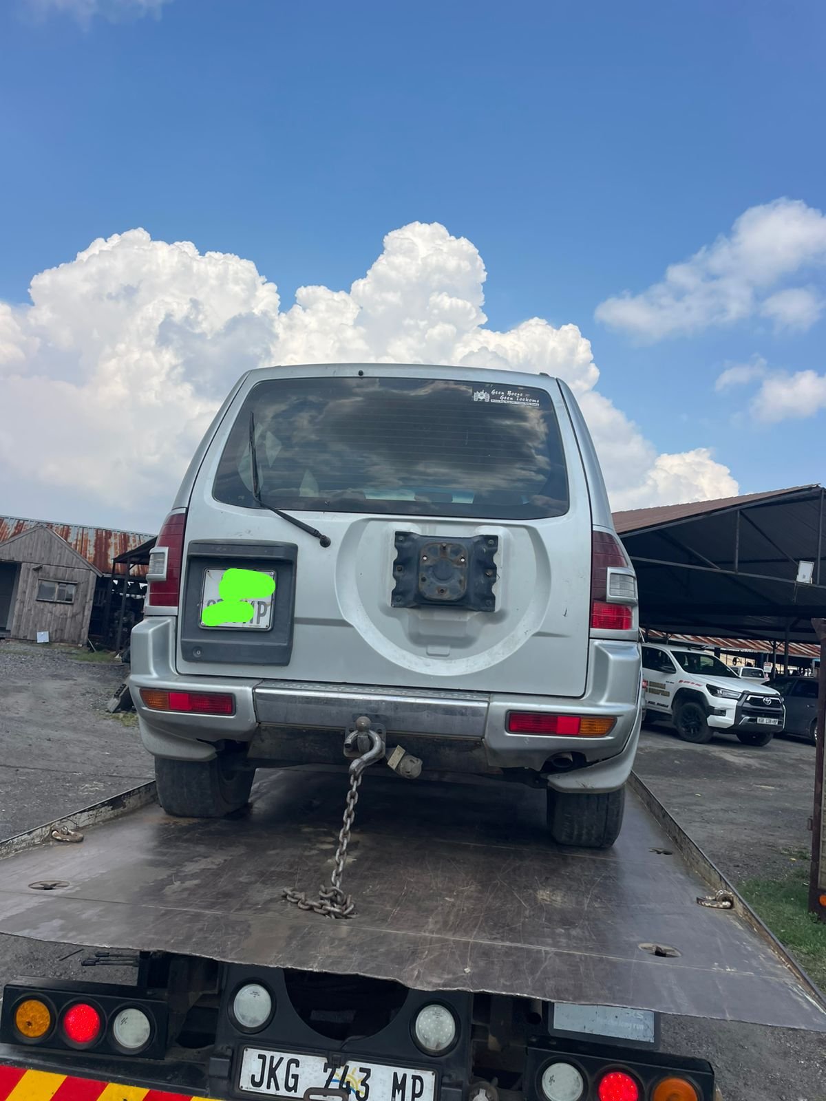 Mitsubishi Pajero parts