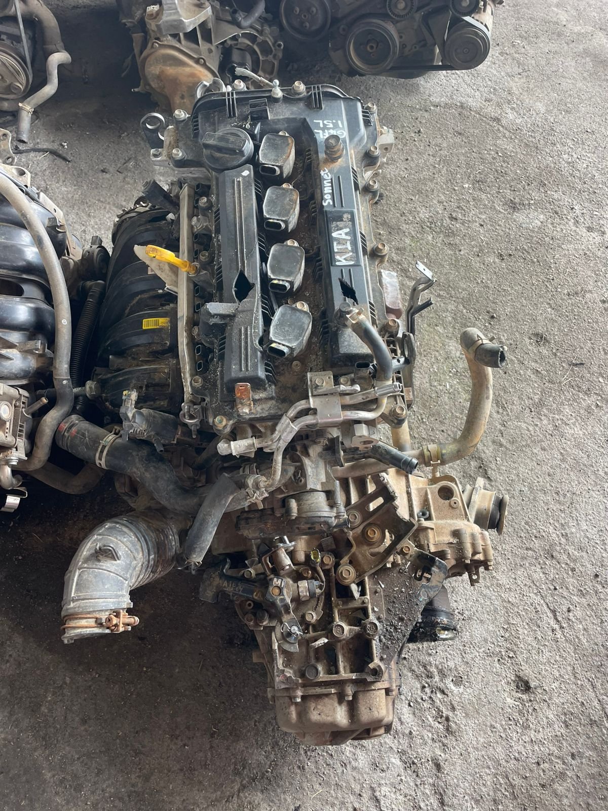 Kia Sonnet engine and gearbox parts available