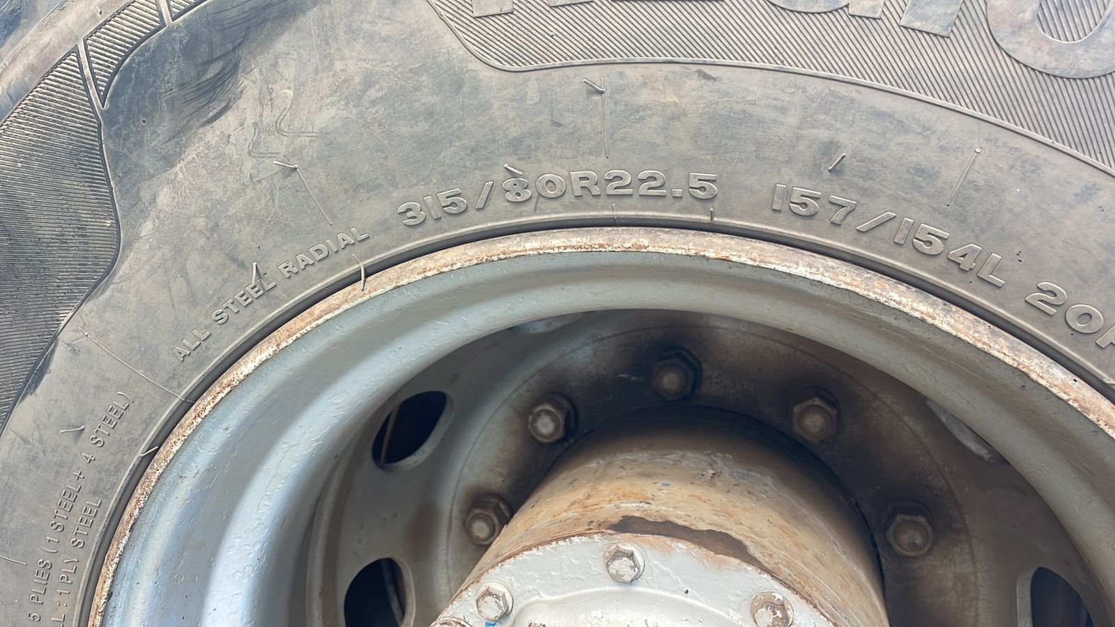 Truck Tyres available