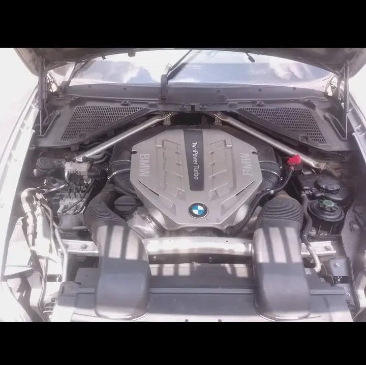 BMW N63 ENGINE V8
