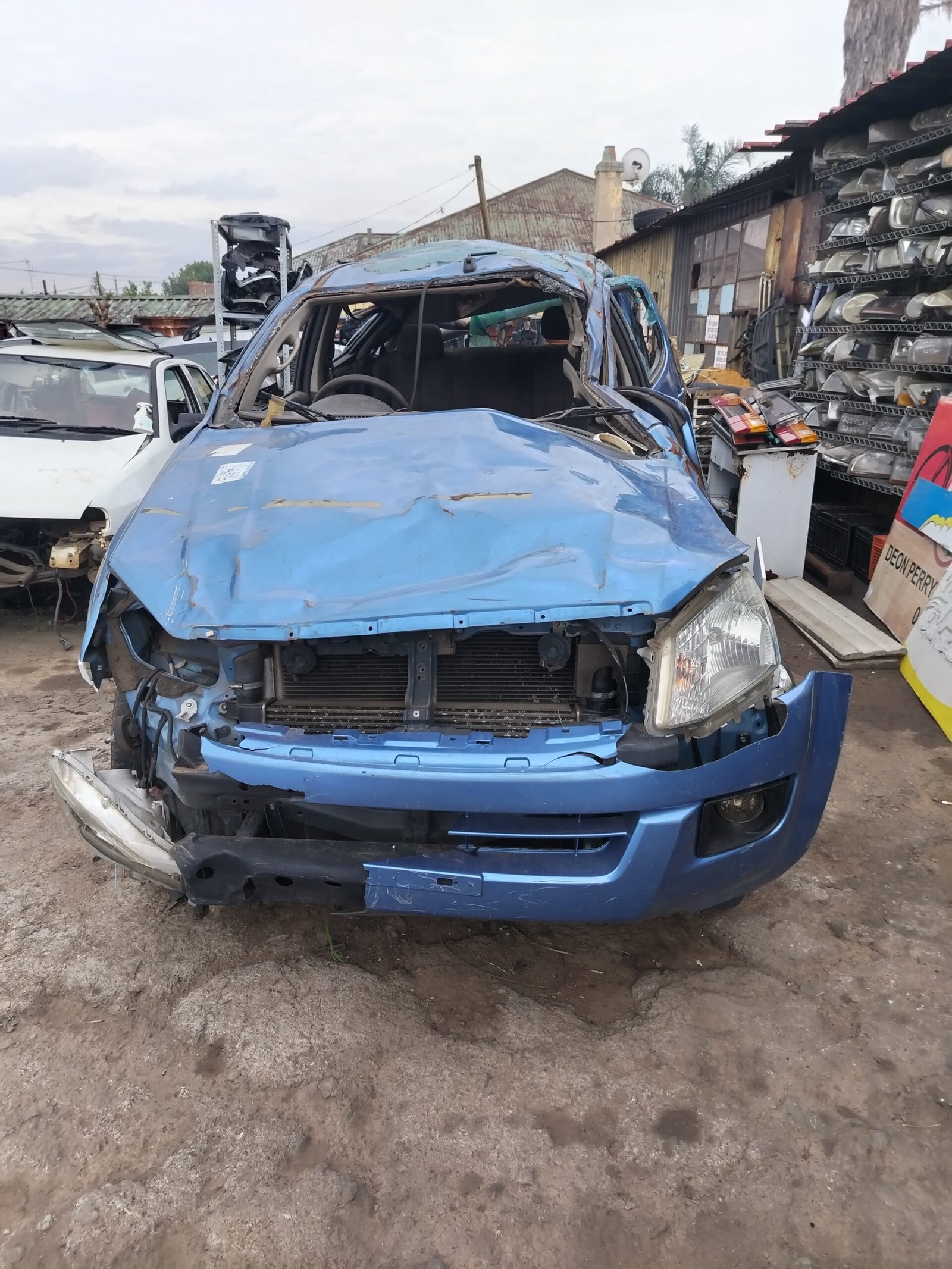 Isuzu dtec 2012 model striping for parts