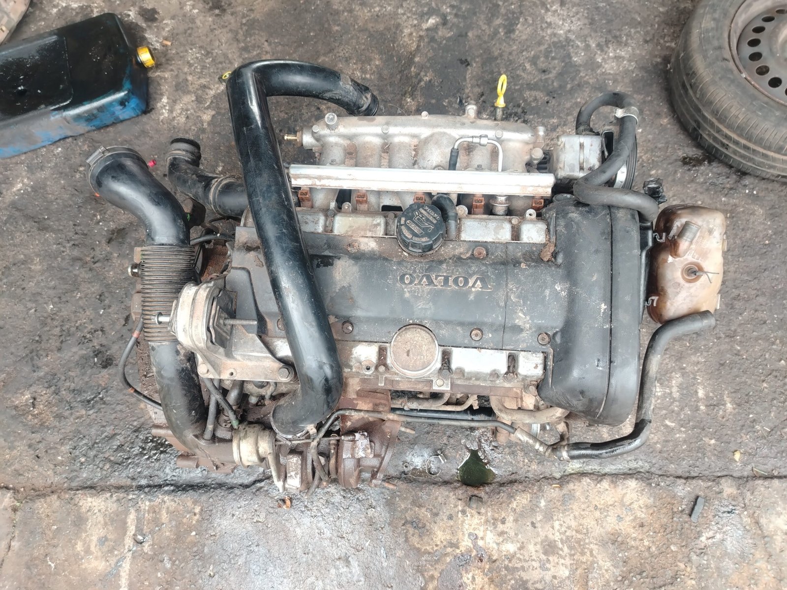 Volvo s60 engine and gearbox for sale