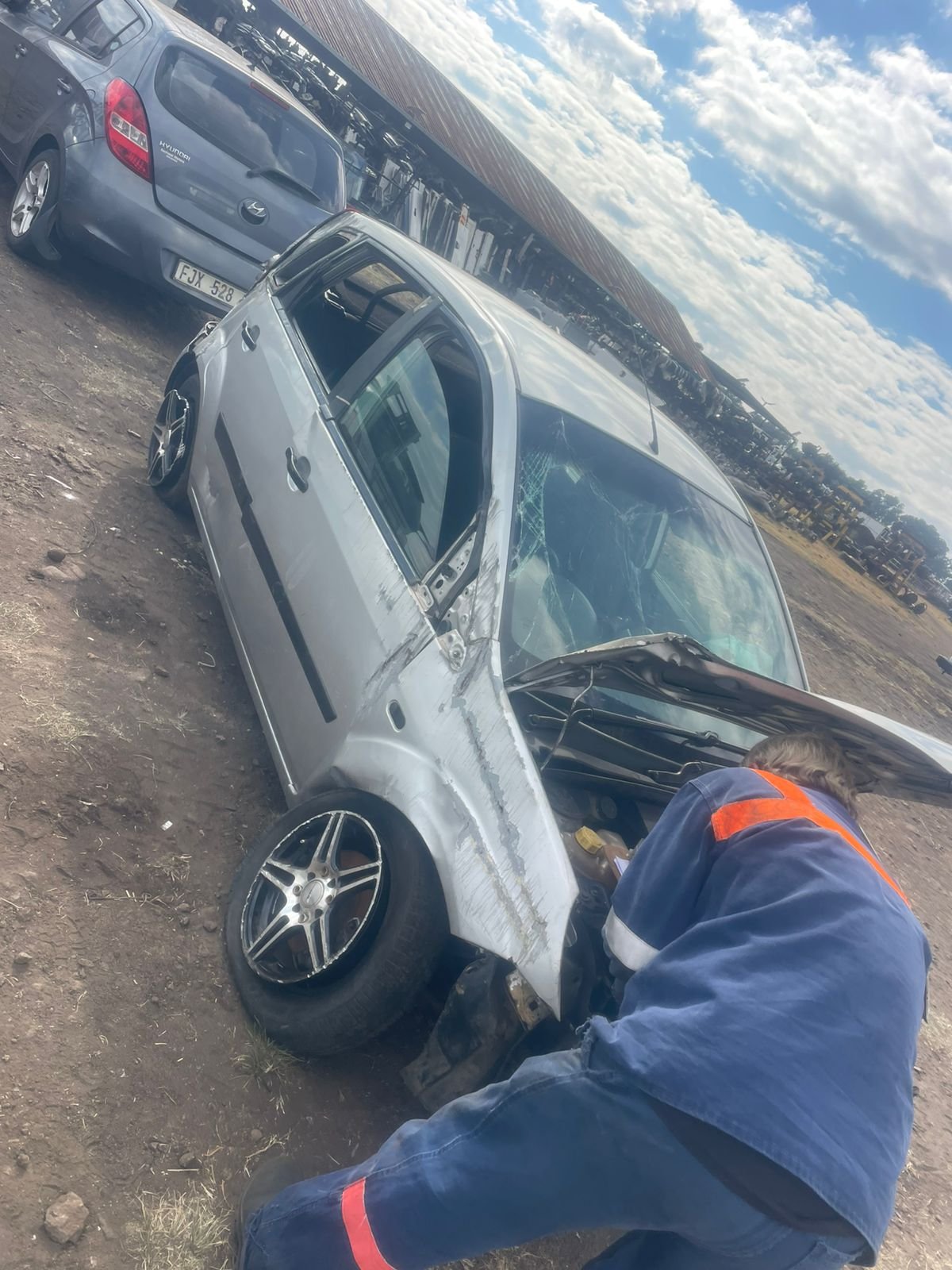 Ford Fiesta breaking for parts