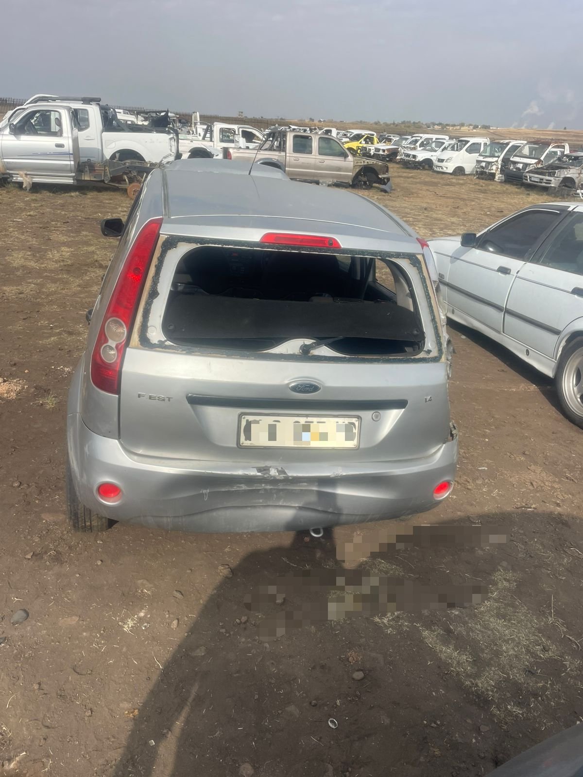 Ford Fiesta breaking for parts