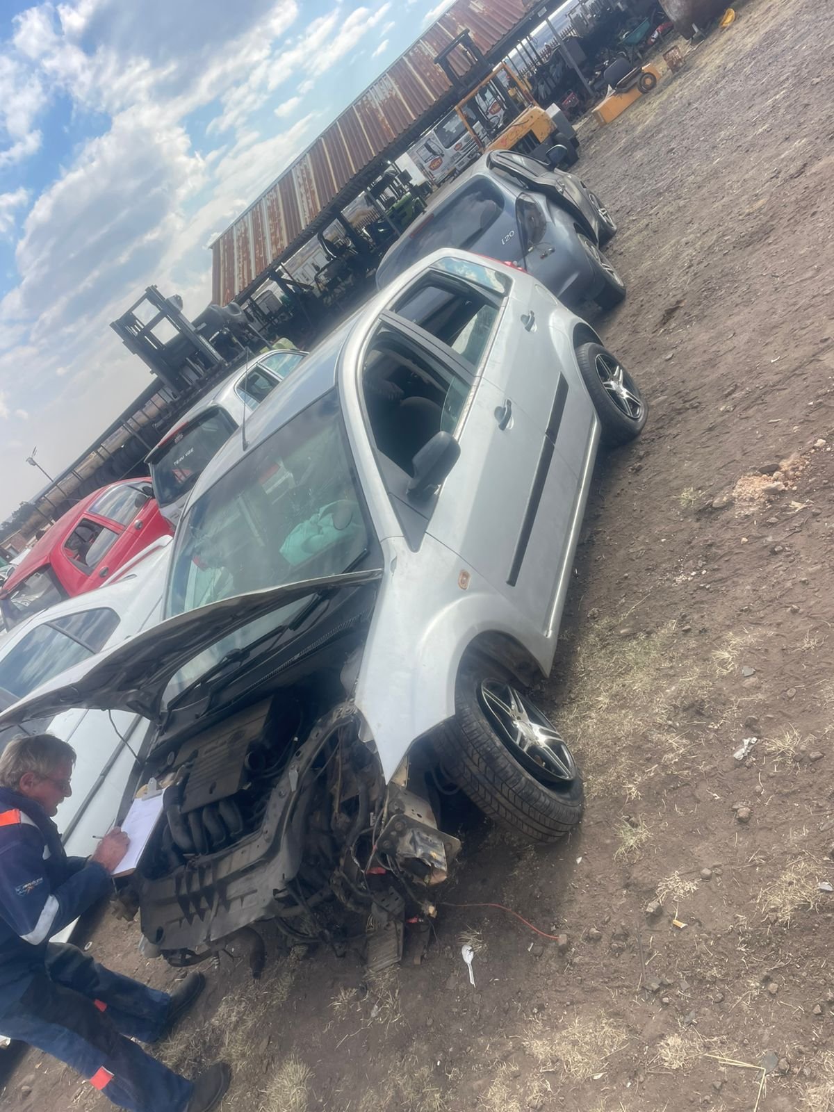 Ford Fiesta breaking for parts
