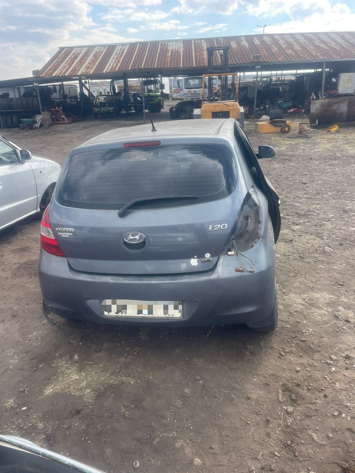 Hyundai I20 stripping for parts