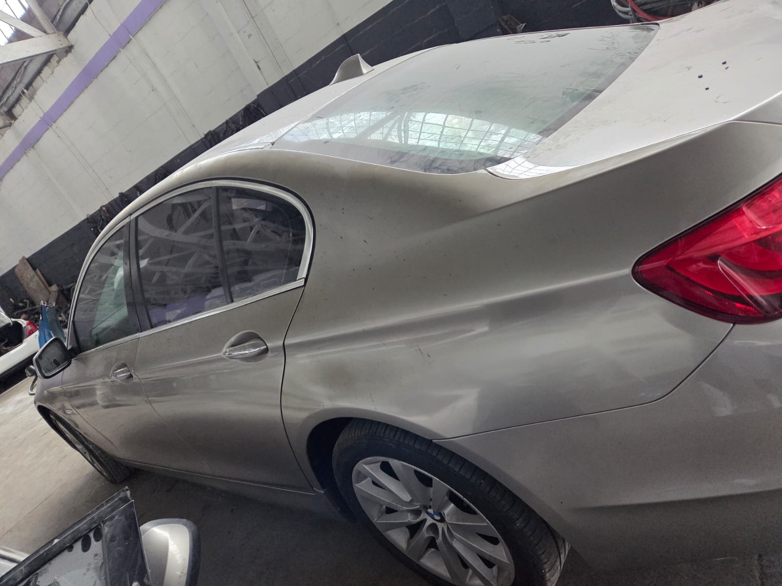 BMW 528i F10 breaking up for spares