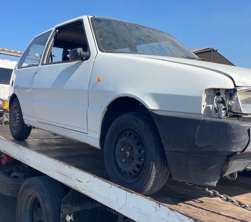 Fiat UNO stripping for parts