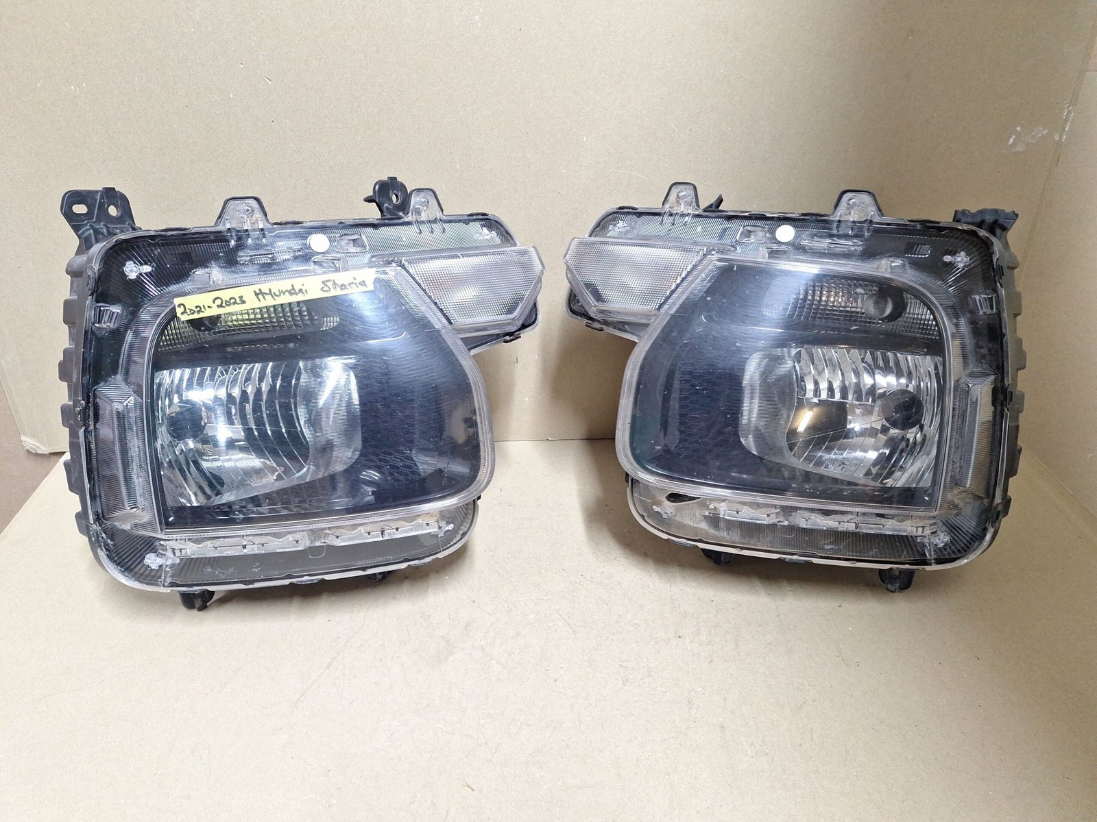 Hyundai Staria Bottom Headlight 2023 – 2025