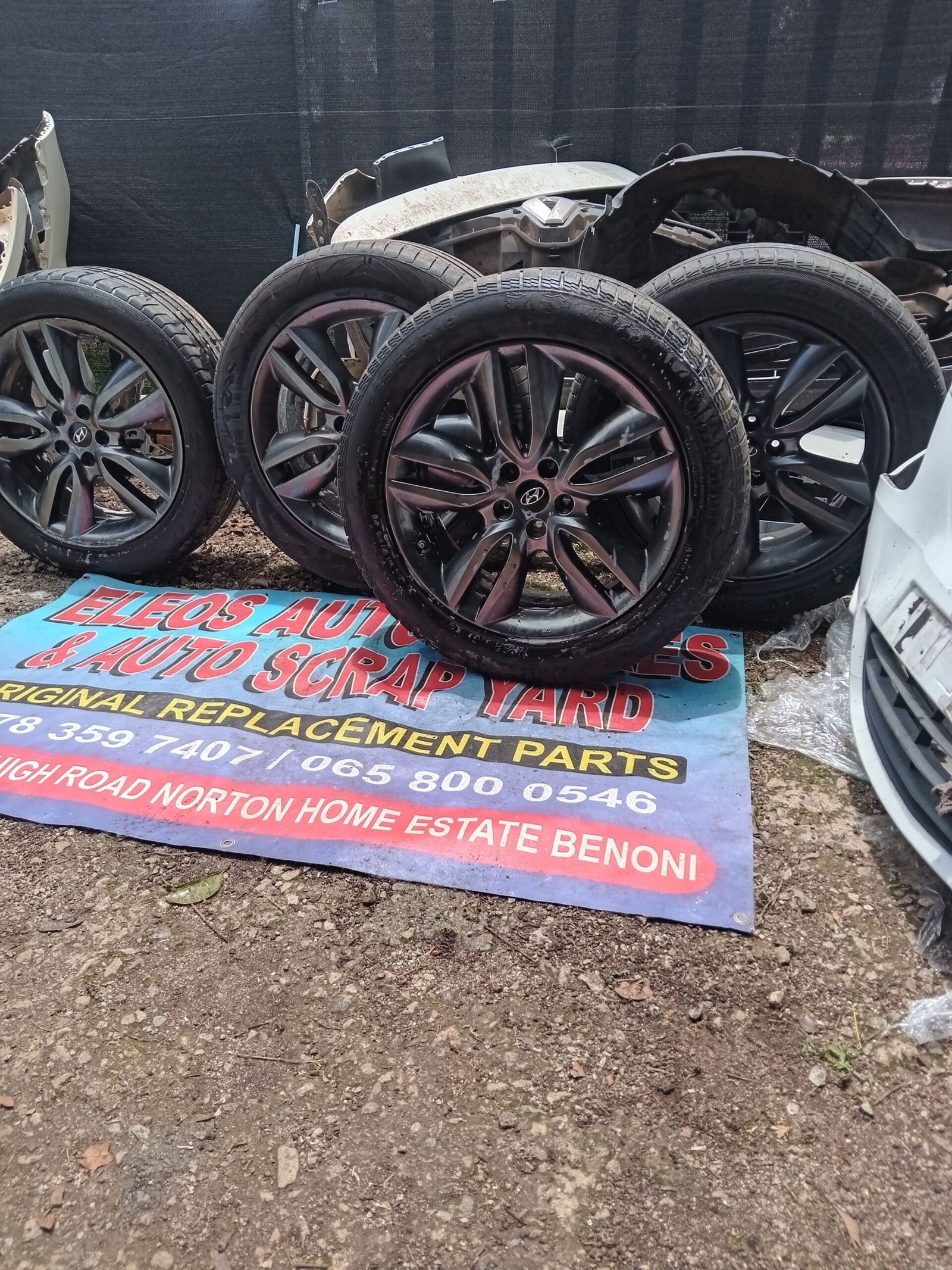 Hyundai Tyers/mag-rim 235/55/19R